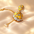 Pendentif en céramique de Caltagirone : Ortigia en jaune – « I Fimmini »