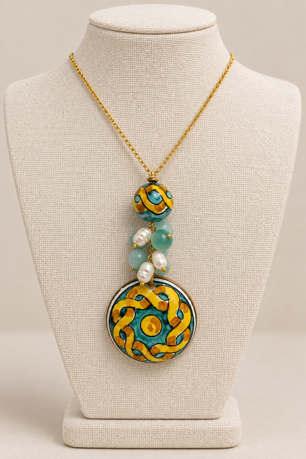 Collana con perla e ciondolo in ceramica e pietre