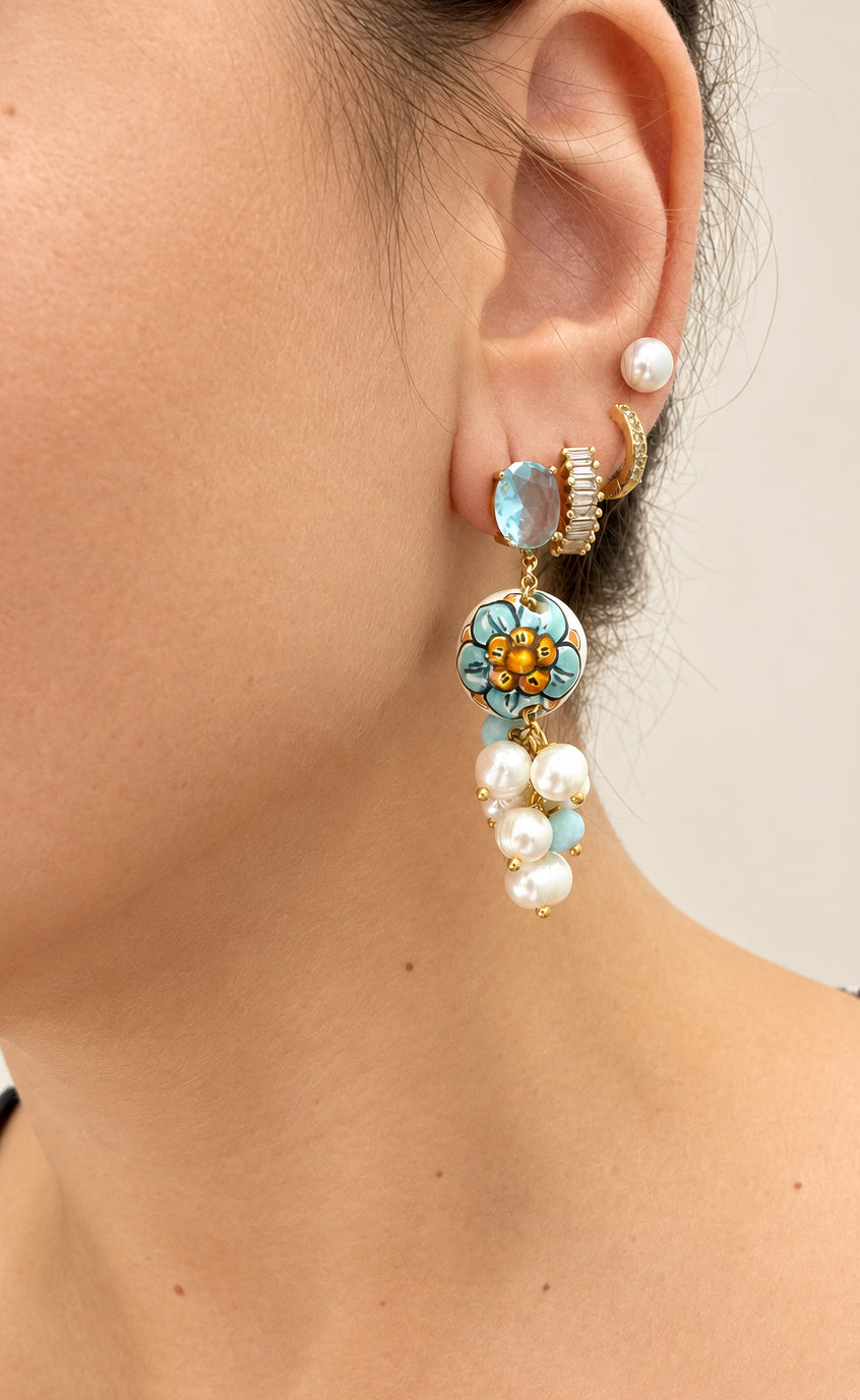 Boucles d'oreilles en céramique avec cristaux bleus et perles de rivière