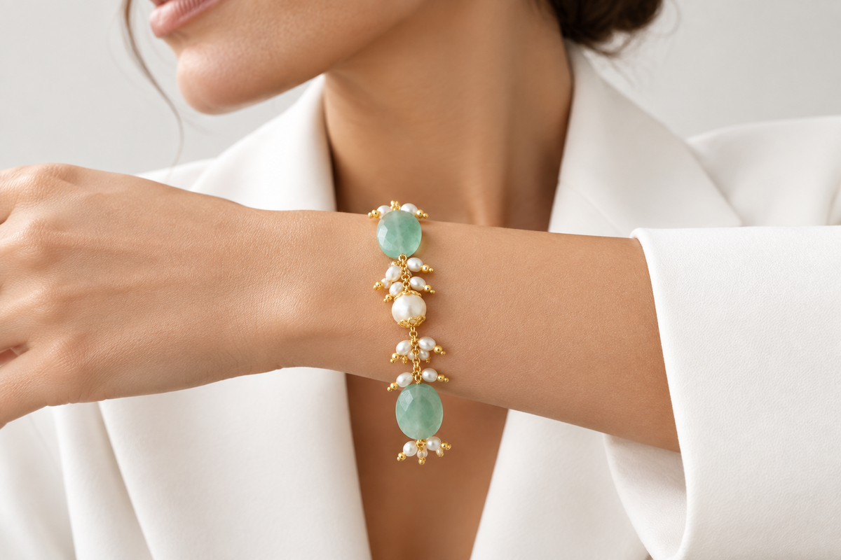 Set orecchini e bracciale con avventurina verde e perle di fiume